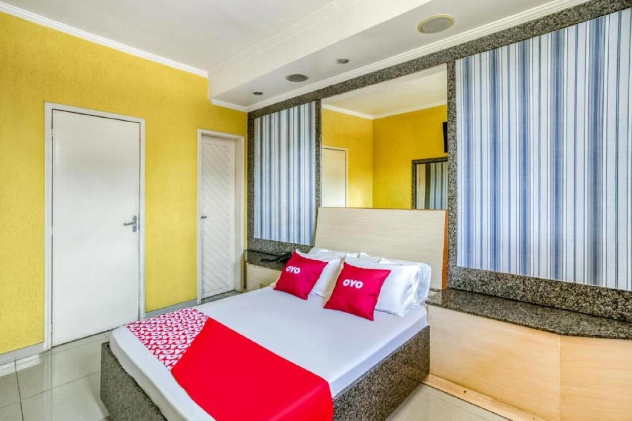 Oyo Nobs Hotel, Сан-Жуан-ди-Мерити Экстерьер фото